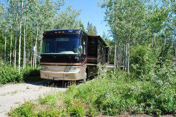 Hot Springs Campground & Hostel Upper Laberge ภายนอก รูปภาพ